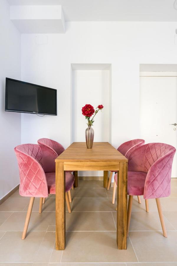 Olehousing-San Lorenzo Seville Exterior photo
